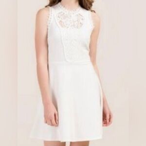 Francesca Ivory sleeveless appliqué embroidered dress size large